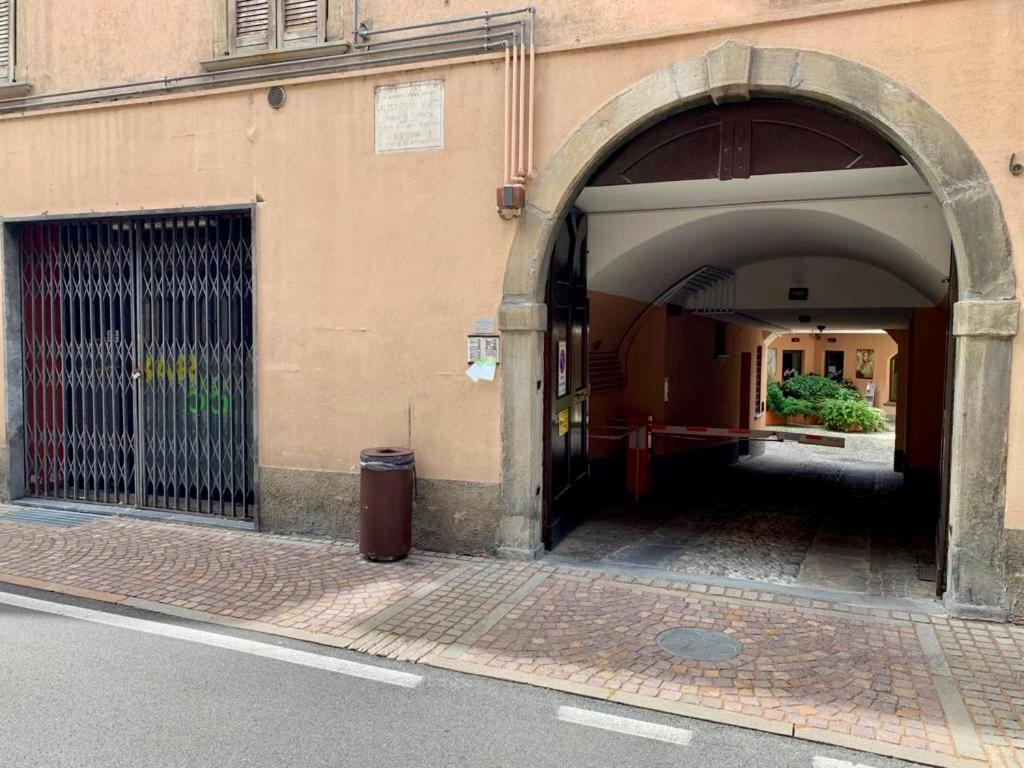 Apartamento Flat Mazzini 6 Alzano Lombardo Exterior foto
